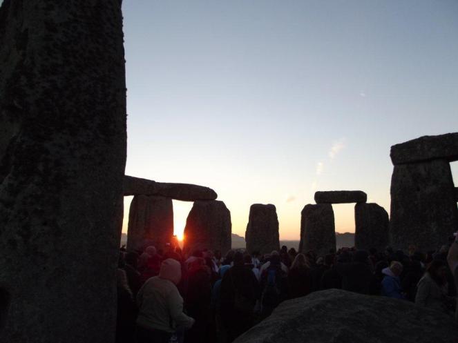 Stonehenge-Autumn-Equinox-2012 (64)