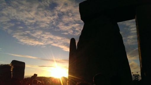 Stonehenge steward Tim Daw said his pictures of the midsummer solstice sunset on 20 June 2015 showed how it aligned to the tallest stone