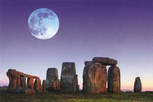 stonehengemoon