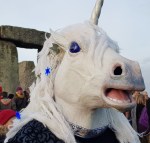 Stonehenge-Equinox-Solstice-open-access-pilgrims (41)